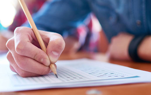 Comissão Organizadora discute modelo de edital para concurso