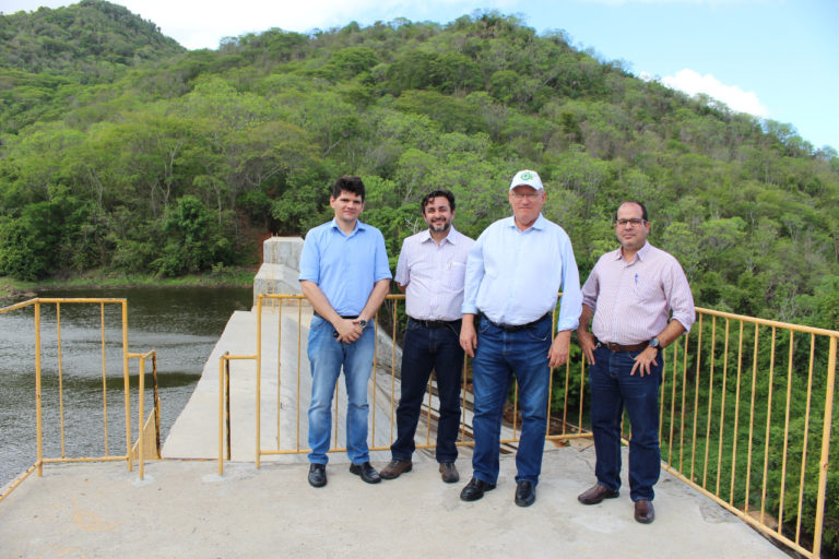 Gerente Regional das Bacias Metropolitanas acompanha visita técnica ao Açude Acioly