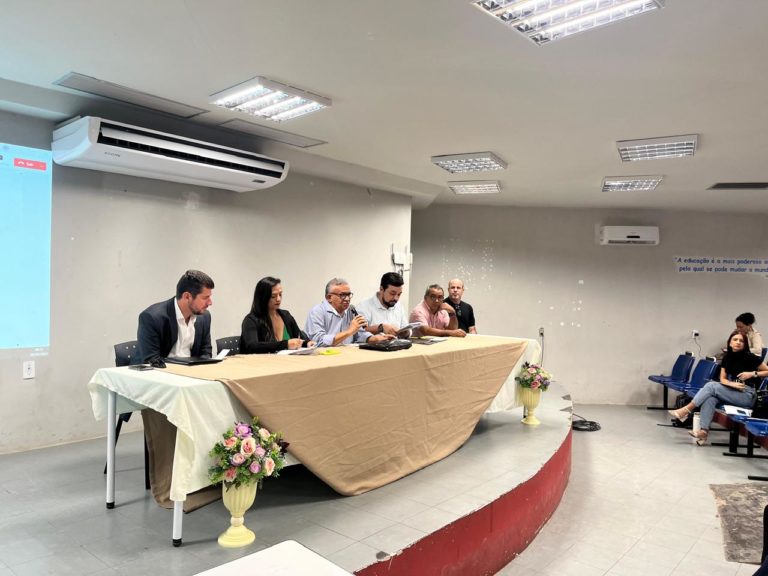 Em Jaguaribara, Fórum Cearense de Comitês de Bacias debate sobre gestão dos recursos hídricos