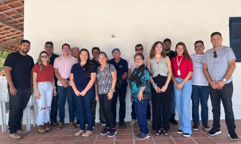 Comissão Gestora participa de visita técnica ao Açude Malcozinhado, em Cascavel